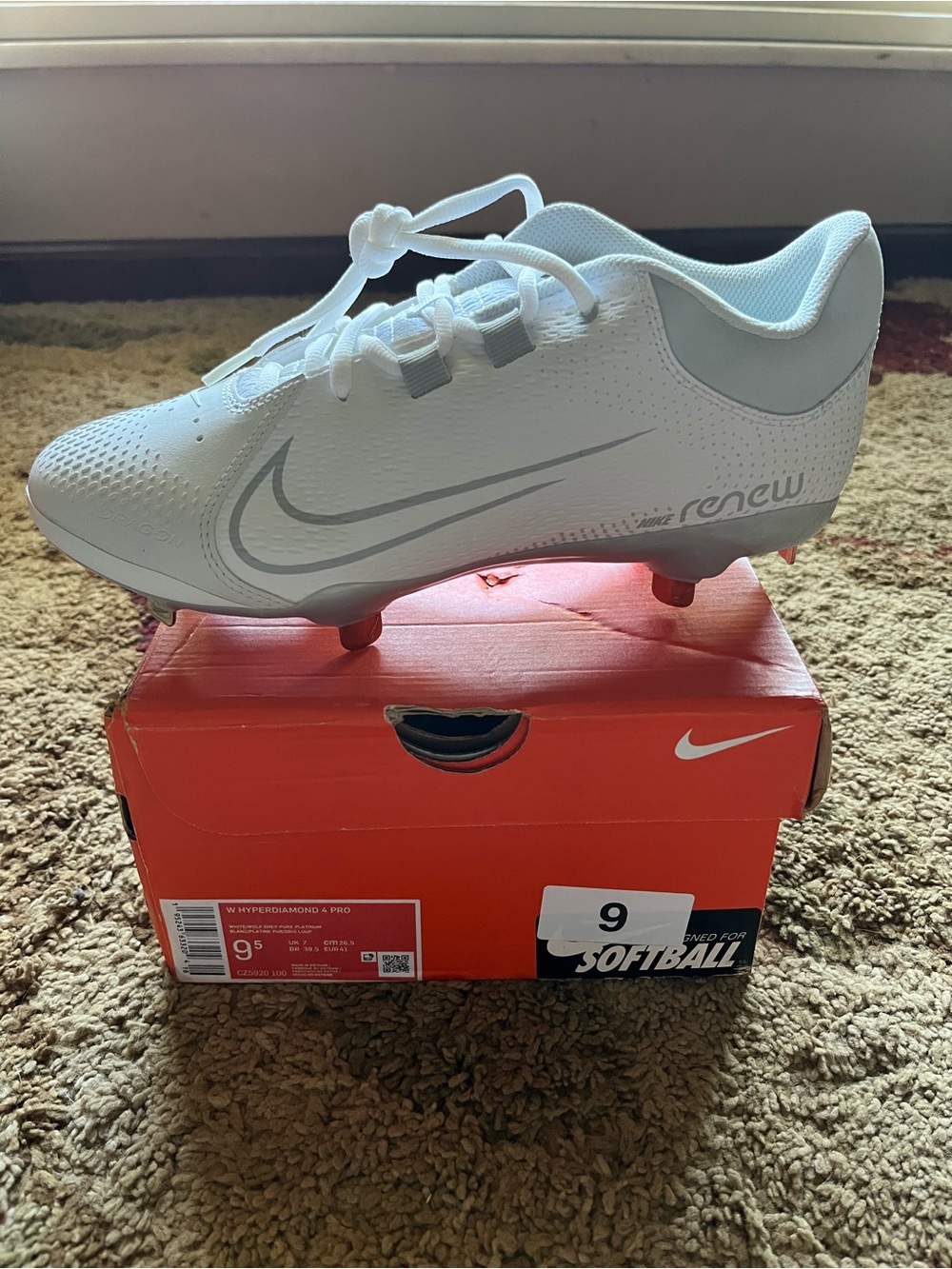 Nike Hyperdiamond 4 Elite Softball Cleats Size 9.5